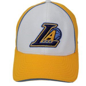 Los Angeles LA Lakers Basketball Hat Fitted Baseball Cap VTG Team Nike Yellow OS